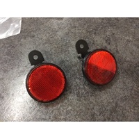 universal red reflectors with mount brackets